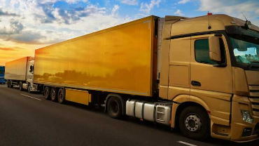 ¿Qué seguro necesito para mi camión? Seguros para transporte de mercancías: tipos, coberturas, precios y más